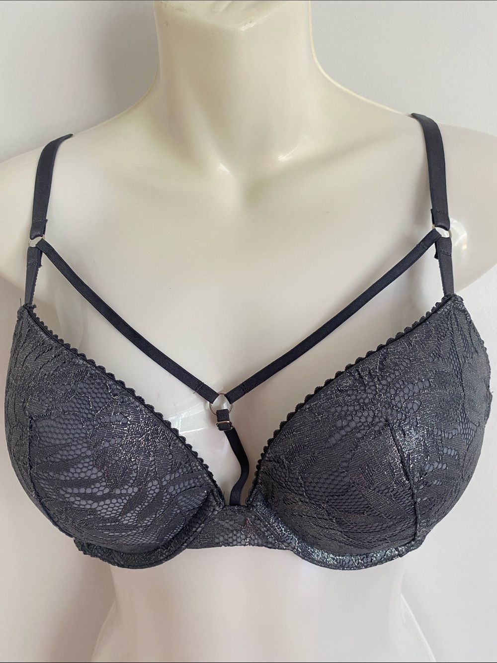 Victoria’s Secret Gray Sparkle Strappy Push-Up  padded wire Bra Sze 34C